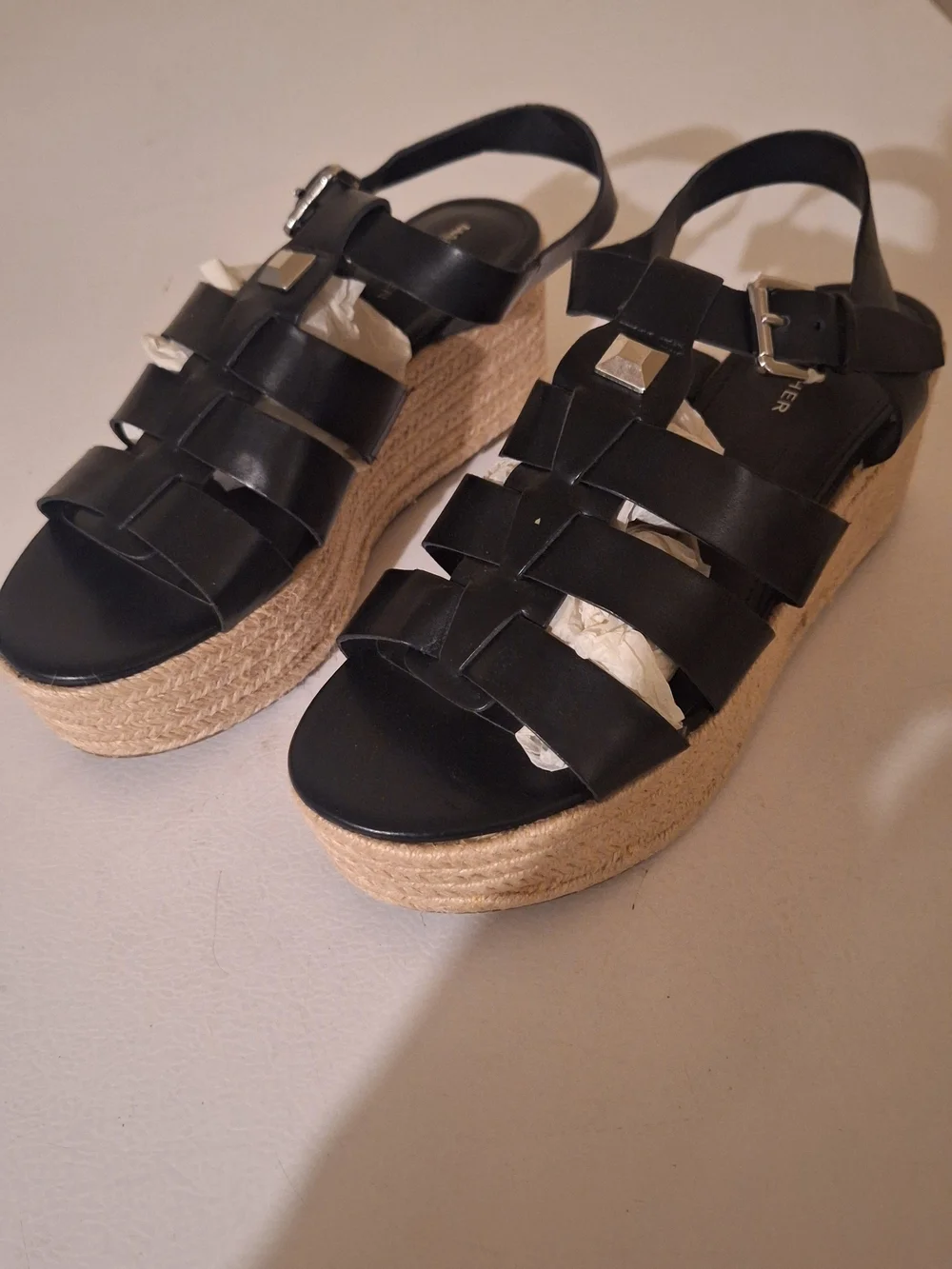 N/A stylish black